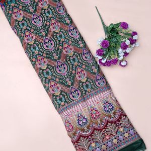Tela Crepé Verde Esmeralda de 54 Pulgadas con Bordado Lujoso y Borde Daman para Kurtis, Túnicas, Anarkalis, Vestidos, Trajes y Lehengas - Product Image 2