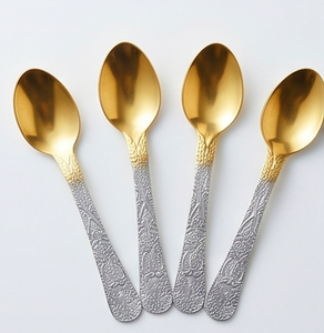 Elegant <b>Gold</b> Plated Stainless Steel <b>Teaspoons</b> With Ornate Handles Perfect For Luxurious Dining Sets - Product Image 1