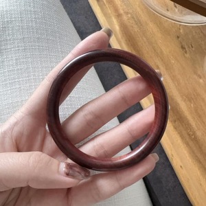 Pulseras Redondas de Madera Hechas a Mano de Alta Calidad y Ecológicas para Mujer - Regalo Festivo Moderno, Duradero, Rústico y de Lujo Orgánico - Product Image 4