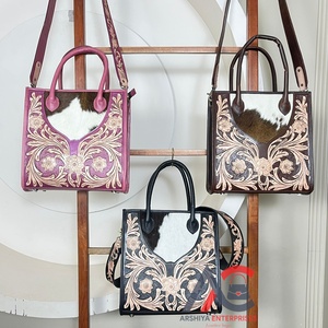 Sac fourre-tout en cuir véritable pour femme, style boutique western, en cuir de vachette repoussé, sac à main de cowgirl, sac à bandoulière - Product Image 1