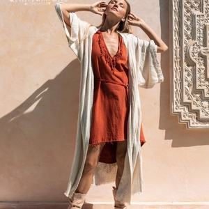 Robe Kimono Cardigan pour Femme, Cape Enveloppante Tribal Ibiza, Robe Bohème en Coton Brut, Cache-maillot Rose Poudré - Product Image 1