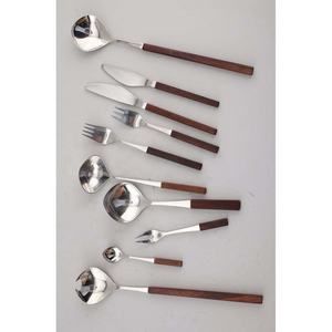 Juego de cubiertos de acero inoxidable de aspecto moderno, juego de cubiertos de lujo de alta calidad con mango de madera único para restaurante y boda - Product Image 1