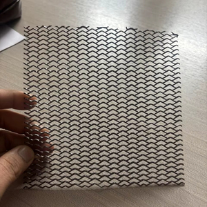 Reliable galvanized perforated metal <b>sheet</b> diamond hole <b>mesh</b> roll for heavy duty fence safety partition wall system - Product Image 1