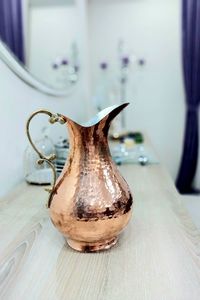 Juego de jarras de cobre para un concepto de marca de estilo de vida premium, juego de metal para servir agua con vasos, duradero, reutilizable, para bebidas en la cocina. - Product Image 3