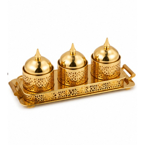 Ensemble de bols à dattes en métal plaqué or de style arabe avec couvercles, motif ajouré, pots à khajoor et plateau de service pour la décoration de l'Aïd Moubarak - Product Image 1