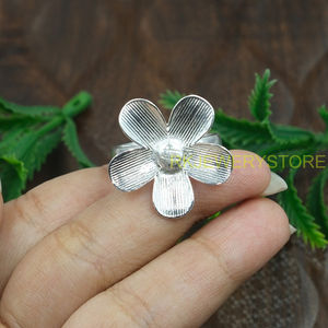 Bague Fleur en Argent Sterling 925 Faite à la Main, Bague Florale Tendance pour Femme, Bijou de Mode, Cadeau pour Femme, Petite Amie, Elle - Product Image 6