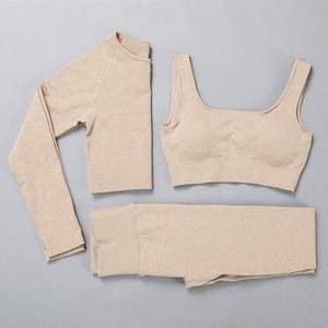 Conjunto de Yoga Unisex Sin Costuras, Transpirable, con Top Corto sin Mangas y Leggings de Cintura Alta, Ropa Deportiva con Letra Personalizada Impresa en la Parte Delantera - Product Image 5