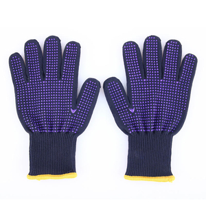 Gants en PVC respirants à pois pour l'emballage et l'assemblage, avec construction flexible, adhérence améliorée et approvisionnement en gros - Product Image 4