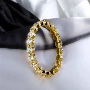 Ensemble de trois bagues empilables de luxe SATVIK RATNA avec des bandes en or jaune poli, diamants cultivés en laboratoire certifiés IGI - Product Image 4