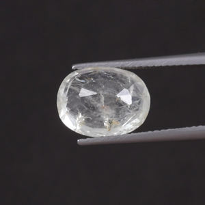 พลอยแซฟไฟร์สีขาวธรรมชาติเกรด AAA ขายส่ง น้ำหนัก 6.44 กะรัต รูปทรงวงรี 12x9 มม. รับรองโดย IGI/สถาบันตรวจสอบอิสระ เครื่องประดับแซฟไฟร์ - Product Image 3