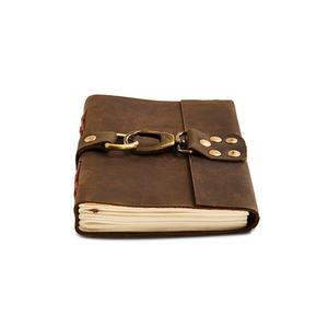 Carnet en cuir véritable fait main, style vintage, pages vierges en coton avec bords festonnés, journal antique pour les voyages - Product Image 1