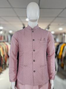 Ensemble de veste kurta pour homme en tissu de soie pure avec broderie et travail de sequins, kurta de créateur avec koti, idéal pour les fêtes royales. - Product Image 3