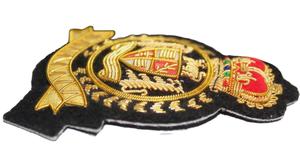 Badge de créateur de luxe haut de gamme brodé main au fil de bouillon, écologique, résistant à l'eau, forme personnalisée pour le haut de gamme - Product Image 2