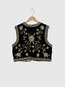Floral Embroidered Velvet Vest Women'<b>s</b> Prairie Chic Style Handmade Open Front Sleeveless Top Autumn Fashion Adult Size - Product Image 1