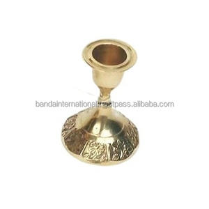 Bougie décorative de Table en laiton de haute qualité avec gravure et or fini pour la décoration intérieure pour la décoration de bureau - Product Image 2