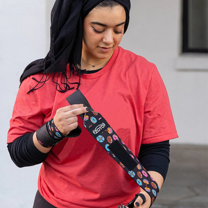 Bandes de maintien élastiques robustes de 18 pouces pour poignets, imprimées sur mesure, avec boucle de pouce renforcée pour la gym - Product Image 4