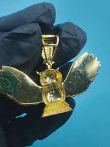 Colgante de Búho Volador de Plata 925 Bañado en Oro con Moissanita VVS Personalizada, Colgante de Pájaro Iced Out, Joyería HipHop, Pasa el Test de Diamantes - Product Image 6