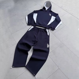Ensemble de survêtement à capuche pour homme avec logo personnalisé, jogging en molleton, deux pièces, vêtements de sport, streetwear, fabricant de vêtements en gros - Product Image 2