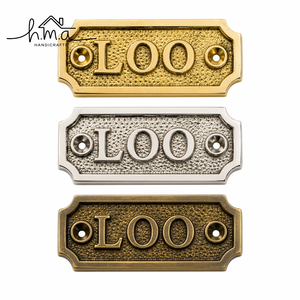 Placa de Latón Vintage para Puerta de Baño, Letrero Decorativo en Relieve para Inodoro, Placa con Nombre para Puerta de Baño, Uso en Hogar y Hotel - Product Image 1