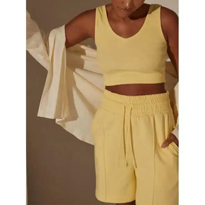Shorts Bermuda tendance pour femmes, effet usé, avec cordon de serrage à la taille, coupe slim, en twill extensible, pour femmes, avec ODM OEM - Product Image 3