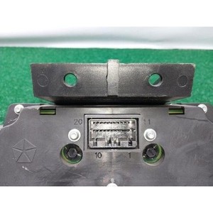 ชุดหน้าปัดเรือนไมล์มือสองของเชอโรกี รุ่น 56010535AF - Product Image 3