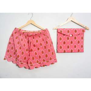 ชุดนอนผู้หญิงฤดูร้อน ระบายอากาศได้ดี ผ้าฝ้าย 100% ชุดนอนแขนสั้นลายดอกไม้ เสื้อนอนเนื้อนุ่ม แห้งเร็ว ซักเครื่องได้ - Product Image 4