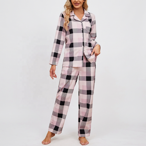 Ensemble pyjama deux pièces pour femmes, vêtements de nuit en flanelle, tenue de détente à col en V et boutons - Product Image 5