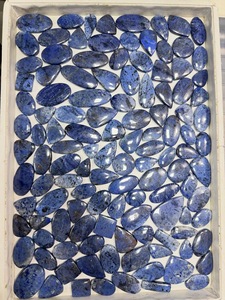 Pierre précieuse naturelle en dumortierite bleue, cabochon |   Pierres brutes polies pour la fabrication de bijoux en cristal de guérison, prix de gros, lot - Product Image 1