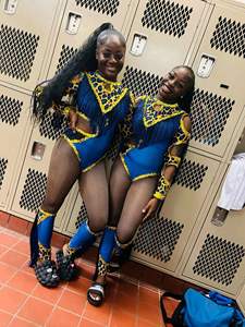 Uniformes de baile de alta calidad para mujer, diseño personalizado, uniforme de majorette, traje de animadora, uniformes con pedrería. - Product Image 3