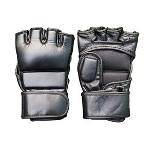 Gants de boxe MMA Sanda pour adultes, fabriqués en usine au Pakistan, OEM, à doigts courts, pour arts martiaux et sparring - Product Image 6
