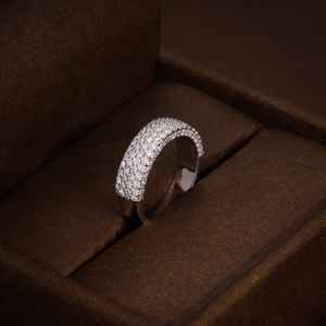 Bague demi-éternité en moissanite ronde pour femme, sertie pavé, en argent 925 original, bijoux fins pour cadeau de mariage ou anniversaire - Product Image 2