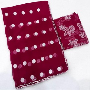 VASTRA COTTAGE Saree de Diseñador de Georgette Suave Premium con Blusa de Hilo con Puntos, Colección de Diseñador de Tela Pura - Product Image 3