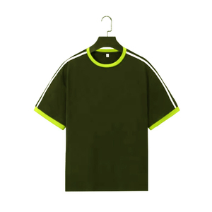 เสื้อยืดกีฬาผู้ชายพรีเมียม สกรีนโลโก้ทีมได้ แขนสั้น ระบายอากาศดี แฟชั่นเสื้อผ้ากีฬา - Product Image 4