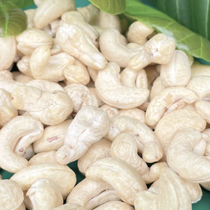 ขายร้อน ราคาถูก เม็ดมะม่วงหิมพานต์ดิบ WW180, WW240, WW320, LP เม็ดมะม่วงหิมพานต์ W240 เม็ดมะม่วงหิมพานต์แบบตัดขนาดตามสั่ง - Product Image 1