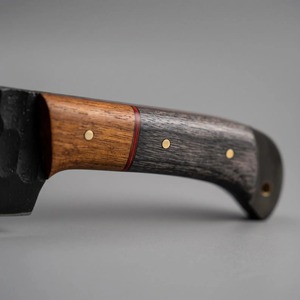 Ensemble de couteaux de chef en acier Damas, 5 pièces, manche en bois, ambidextre, finition satinée, couteaux à bord biseauté de haute qualité - Product Image 3