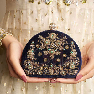 Bolsos de Mano de Terciopelo Ligeros y Portátiles de Alta Calidad para Mujer con Adornos de Perlas, Diseño Personalizable - Más Vendidos - Product Image 2