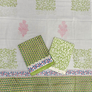 Traje Punjabi Ecológico Blanco y Verde con Estampado Floral |   Conjunto de Kurti y Pijama de Algodón Hecho a Mano con Estampado de Bloques y Borde Decorativo |   Maestro de Sarong Indio - Product Image 3