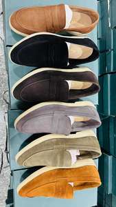 รองเท้าโลฟเฟอร์ผู้ชายแบบสวม ดีไซน์คลาสสิก หนังกลับ น้ำหนักเบา ทนทาน กันน้ำ กันลื่น เหมาะกับทุกฤดู - Product Image 4