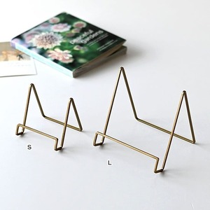 Support de livre de recettes moderne en fil doré, porte-recettes de cuisine, présentoir de table minimaliste en métal pour livres de cuisine, tablettes et assiettes - Product Image 1