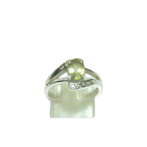 CASA DE PLATA 925 Anillo de peridoto de piedras preciosas de plata esterlina Forma ovalada de moda Anillo de plata de compromiso de boda Mayorista - Product Image 1