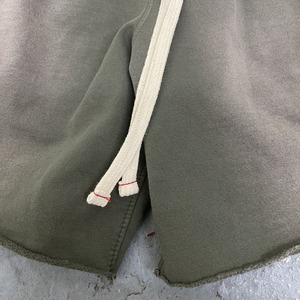 Shorts en toile personnalisés pour hommes, respirants, taille mi-haute élastique, logo vieilli, délavés à l'acide, entrejambe de 5 pouces, style décontracté urbain, très tendance - Product Image 4
