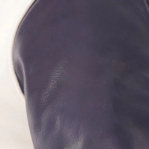 Veste universitaire de luxe pour homme en crème, manches en cuir, veste Letterman personnalisée, boutons contrastés, style universitaire, veste bomber streetwear - Product Image 3