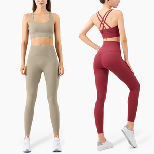 Conjunto Deportivo de Yoga y Pilates para Mujer, Marca Famosa, Diseño Sólido a Rayas, Transpirable, Elástico, Sin Costuras, con Textura Acanalada, Leggings para Gimnasio - Product Image 4
