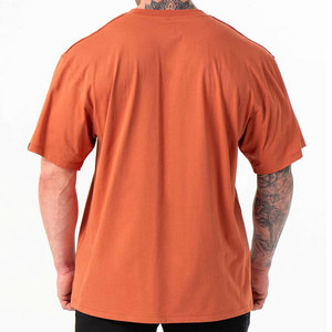 เสื้อยืดกีฬา 180 แกรม ผ้าฝ้าย 100% ทรงยาว แขนสั้น ระบายอากาศได้ดี เป็นมิตรกับสิ่งแวดล้อม คอกลม หนานุ่ม ทรงปกติ - Product Image 5