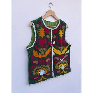 Chaleco de Algodón Bordado Suzani Hecho a Mano, Estilo Vintage, Tradicional Indio, Ecológico, Transpirable, Regalo para Ella - Product Image 3