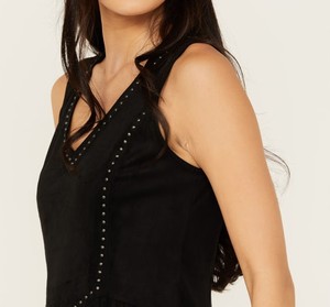 Top Corto de Gamuza sin Mangas para Mujer, Estilo Casual, Suave al Tacto, Chaleco de Moda, Venta al por Mayor, Personalizado, OEM, Directo de Fábrica para Marcas - Product Image 1
