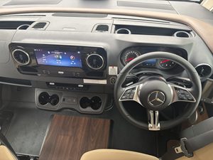 Autos de lujo Chic E-Line I 51 QB DA de alta calidad, recién llegados, impecables y en venta. - Product Image 2