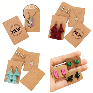 Cajas de cartón cuadradas recubiertas de papel para embalaje de joyería, laminación mate, grabado en relieve, reciclables, para pendientes y collares - Product Image 1