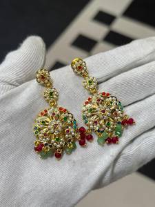 Boucles d'oreilles de luxe en forme de fleur, plaquées rhodium, imitation perle, style chandelier, pour femme, vintage, cadeau de mariage indien - Product Image 5