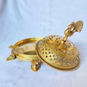 Dhoop Dani indien traditionnel avec manche en bois pour une combustion sûre et sacrée du loban - Product Image 3